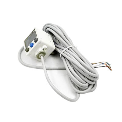 SMC ZSE30A-01-N 디지털 압력 스위치 진공 압력 R1/8 2색 디스플레이 NPN 오픈 컬렉터 1 출력