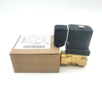 버커트 00221654 6213 타입 G1/2 2/2 일반적으로 닫힌 1.3 흐름 구멍, EPDM 밀폐 -30 ~ + 90 ° C 구리 밸브 몸 DC24V 8W 0-10bar