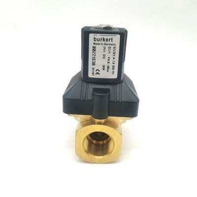 BURKERT 00126154 소레노이드 밸브 3/2WAY NC 1.5MM 오리피스 0-16BAR 브라스 24V FKM SEAL -10°C - 100°C IP65