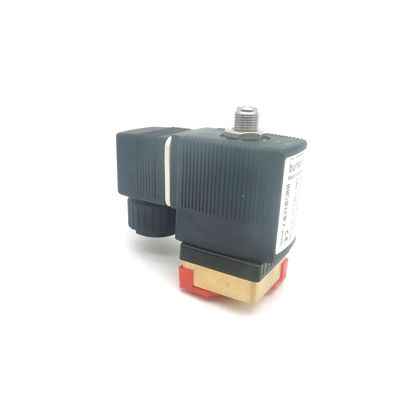 00134245 Brass Burkert Solenoid Valve 6013 타입 2/2 정상적으로 닫힌 FKM 밀폐 24VDC 8W 0~25bar