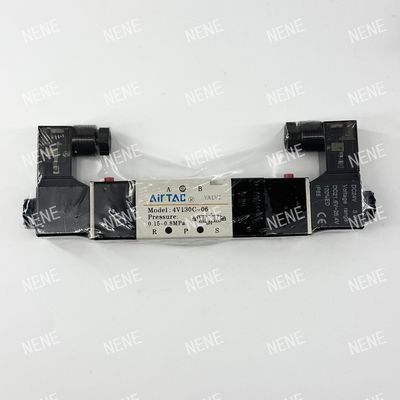 전자 자기 밸브 4V130P-06 AIRTAC 0.15 ~ 0.8 MPa 압력 범위에서 정밀한 공기 제어