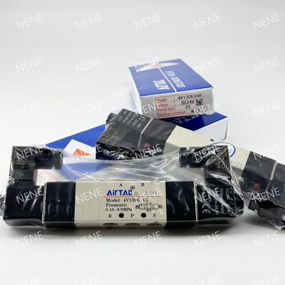 소레노이드 스풀 밸브 AIRTAC 4V230P-08 압력 애플리케이션을 위해 5 포트 2 위치