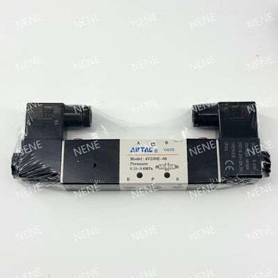 소레노이드 밸브 4V330C-08 공기용 AIRTAC 0.15 ~ 0.8 MPa 21 ~ 114 Psi 유체 공기