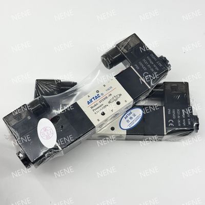 소레노이드 밸브 4V330C-08 공기용 AIRTAC 0.15 ~ 0.8 MPa 21 ~ 114 Psi 유체 공기