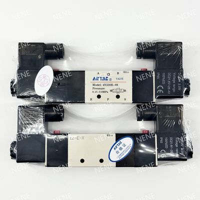 소레노이드 밸브 4V330C-08 공기용 AIRTAC 0.15 ~ 0.8 MPa 21 ~ 114 Psi 유체 공기