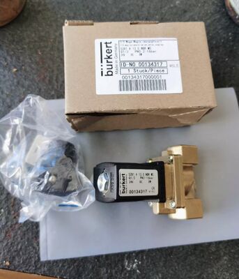 BURKERT 00221880 6281 솔레노이드 밸브 G1 2/2 NC 고온 유체 제어 밸브