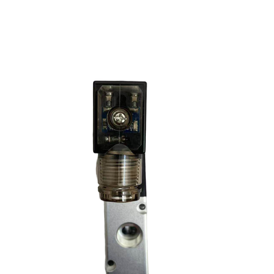 블로우 성형기용 스프링 리턴 솔레노이드 밸브 NORGREN VCB22B417A-AB219J G1/4 AC220V 3/2 NC 공압 방향 제어 밸브