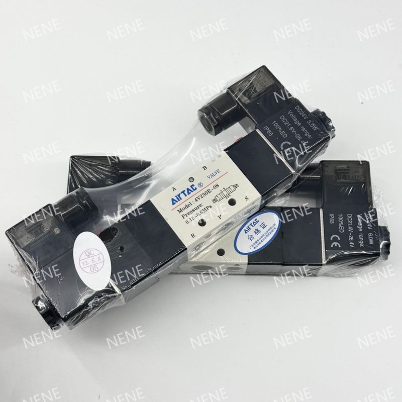 소레노이드 밸브 4V330C-08 공기용 AIRTAC 0.15 ~ 0.8 MPa 21 ~ 114 Psi 유체 공기