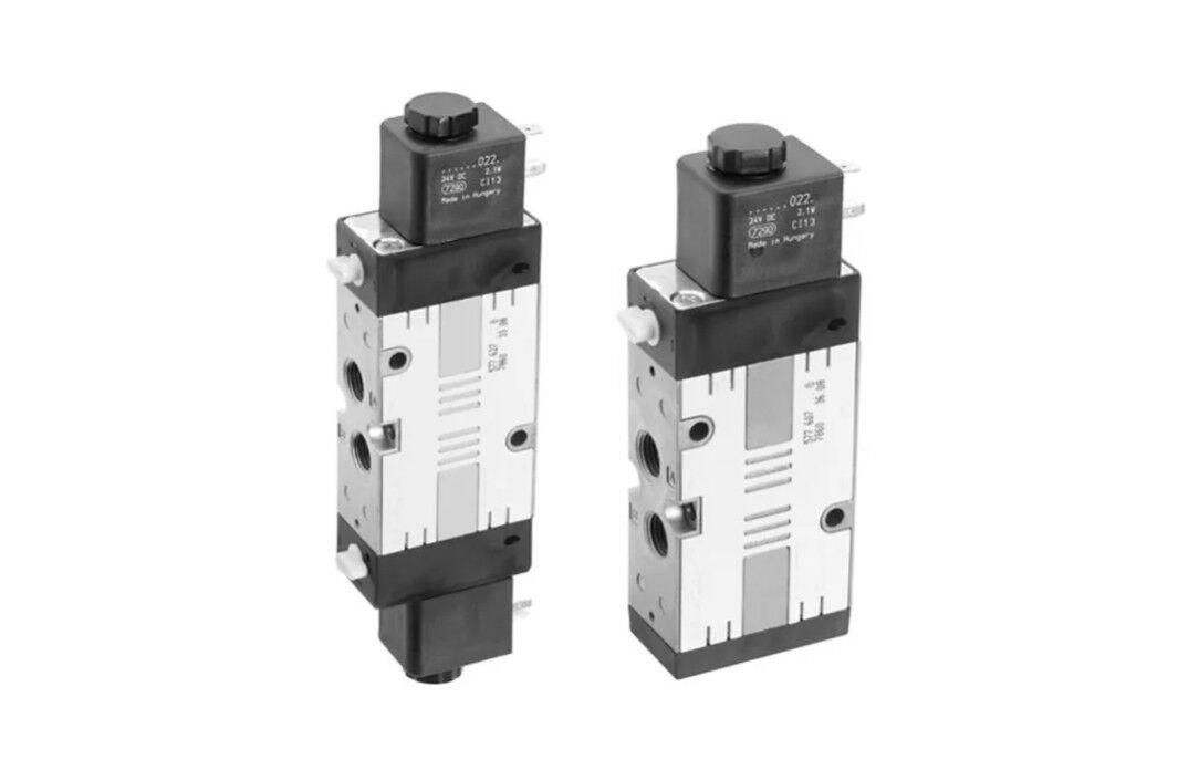 AVENTICS CD07 Series 5/2-directional Solenoid Valve with G1/4 Port Size IP65 Protection and 24V DC / 230V AC Options